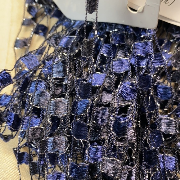 JEWEL AND FLUFFY PRESENTS ALL IN ONE SCARF *. NECKLACE* BELT* HATBAND* HEADBAND - Picture 5 of 6